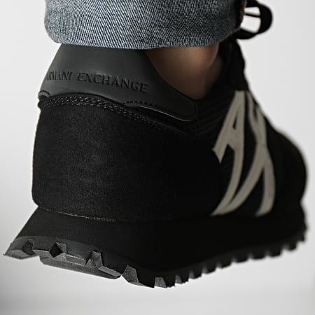 Armani Exchange - XUX169-XV660 Sneakers nere off white