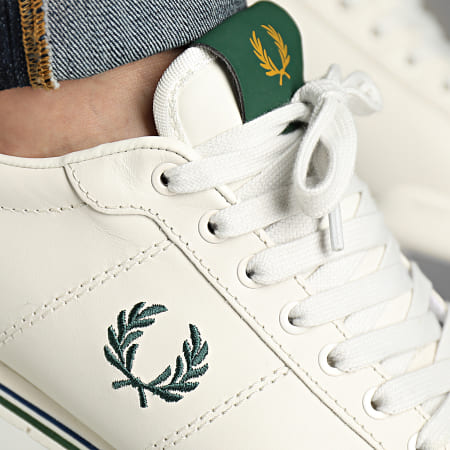 Fred Perry - Baskets B722 Leather B4294 Porcelain
