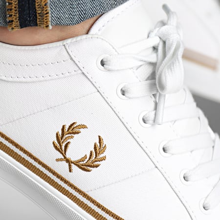 Fred Perry - Baskets Baseline Twill B5314 White