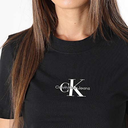 Calvin Klein - Tee Shirt Femme 1426 Noir