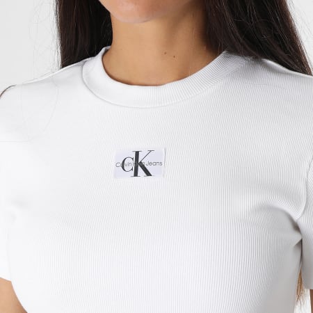 Calvin Klein Tee Shirt Femme 1595 Beige Clair