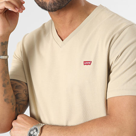 Levi's - Camiseta cuello pico 85641 Beige