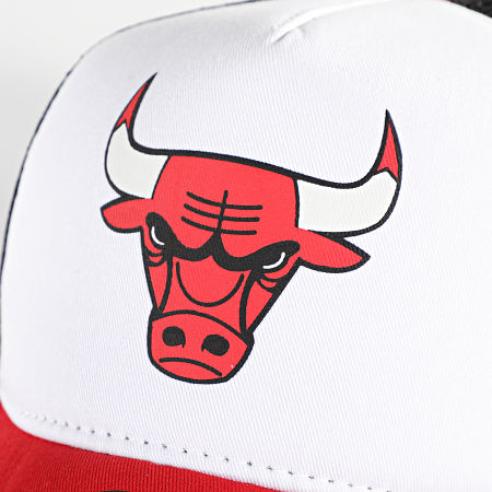 New Era - Cappello Trucker Team Colour Block Chicago Bulls Rosso Bianco Nero