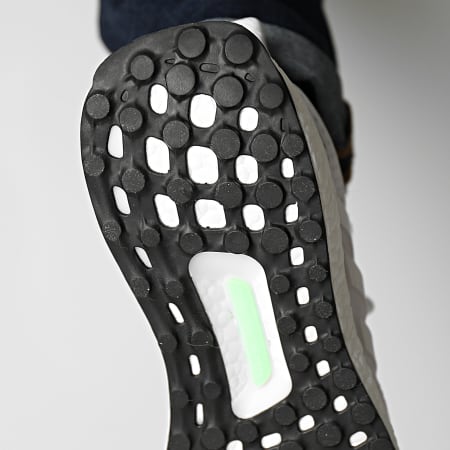 Adidas Sportswear - Baskets Ultraboost 1 HQ4202 Cloud White