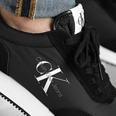 Calvin Klein - Sneaker alte Retro Runner 0746 nero bianco brillante