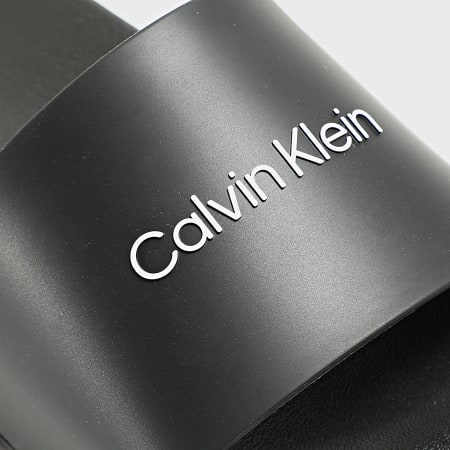 Calvin Klein - Claquettes Chunky Pool Slide 1063 Black