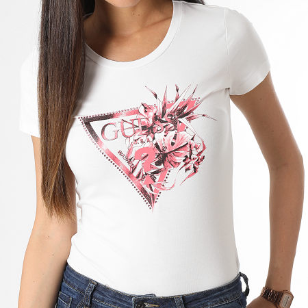 Guess Camiseta mujer W3YI30 J1314 Beige claro Floral Ryses