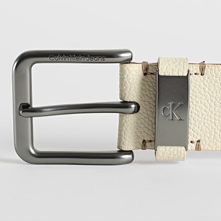 Calvin Klein - Cinturón metálico redondo Classic 0782 Beige