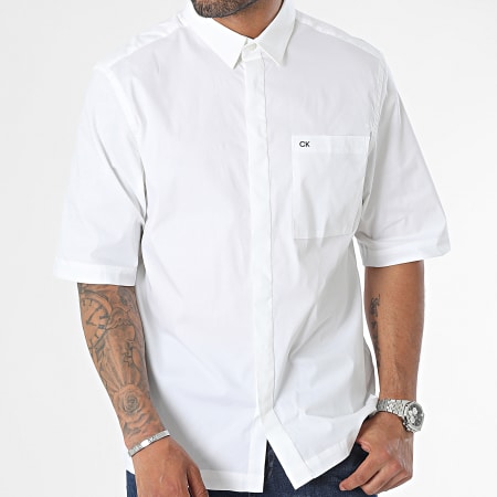 Calvin Klein - Camicia moderna a maniche corte in popeline stretch 1591 bianco