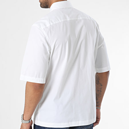 Calvin Klein - Camisa moderna de popelina elástica de manga corta 1591 Blanca
