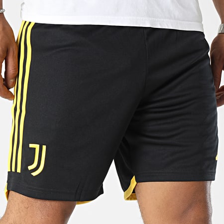 Adidas Sportswear - Juventus HR8254 Pantaloncini da jogging con banda nera