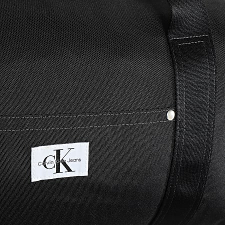 Calvin Klein - Borsone Sport Essential Pocket 0680 Nero