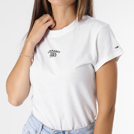 Tommy Jeans - Tee Shirt Femme BBY Essential Logo 2 6148 Blanc