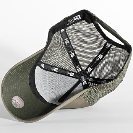 Gorra Curva Gris Ajustada Para Niño 39THIRTY Stretch Rubber Emblem De New York Yankees Mlb De New Era Gorra Curva Gris Ajustada Para Niño 39THIRTY Stretch Rubber Emblem De New York Yankees Mlb De New Era
