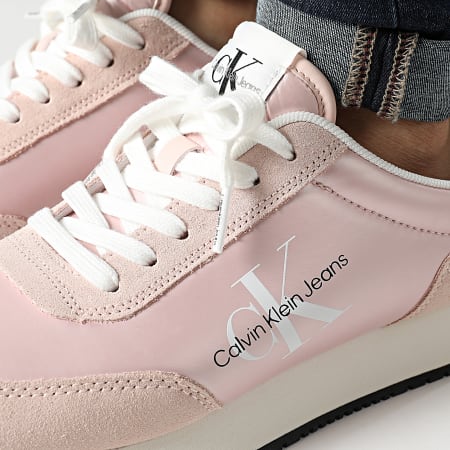 Calvin Klein - Baskets Femme Retro Runner Low Lace Up 1056 Peach Blush