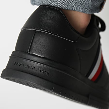 Tommy Hilfiger - Sneakers Supercup in pelle 4706 nero