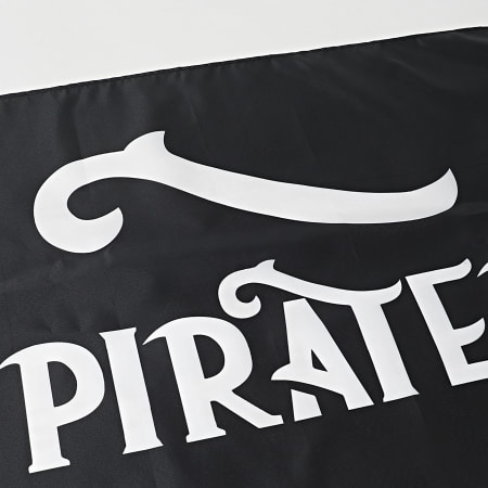 La Piraterie - Bandera negra
