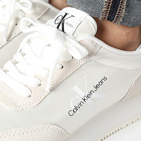 Calvin Klein - Baskets Femme Retro Runner Low Lace Up 1056 White Creamy White
