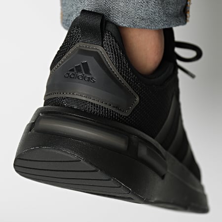 Adidas Sportswear - Baskets Racer TR23 IG7322 Core Black Carbon