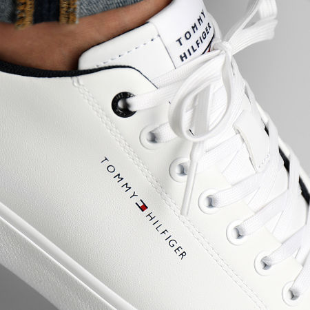 Tommy Hilfiger - Baskets Vulcan Core Low Leather 4687 White
