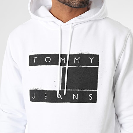 Tommy Jeans - Sweat Capuche Regular Flag Spray 7911 Blanc