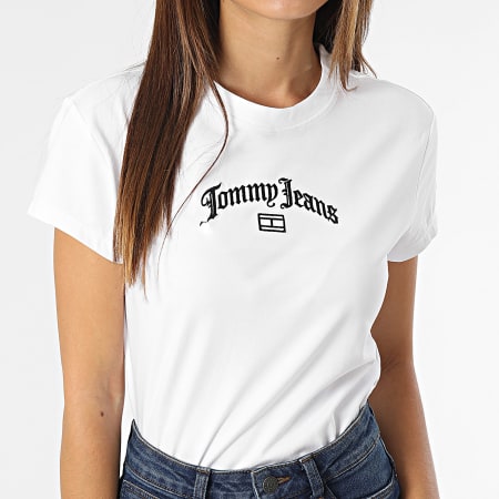 Tommy Jeans - Tee Shirt Femme BB Grunge 7126 Blanc