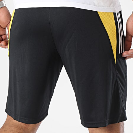 Adidas Performance - Juventus IM1868 Pantalones cortos de jogging con banda negra