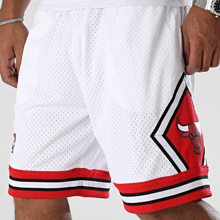 Mitchell and Ness - Chicago Bulls Jogging Shorts SMHCP18151 Negro