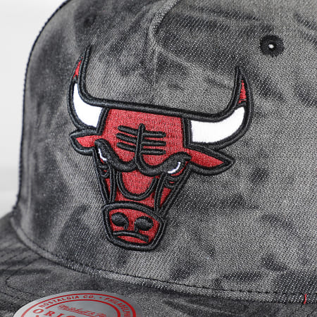Mitchell and Ness - Cappello Trucker Chicago Bulls grigio con finiture bruciate