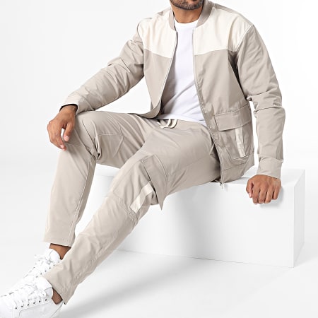 Frilivin - Set di giacca beige chiaro con zip e pantaloni cargo