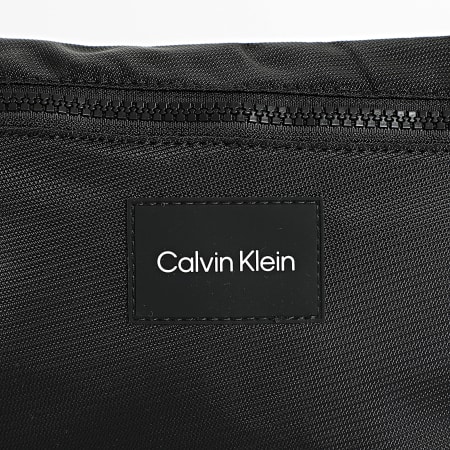 Calvin Klein - CK Must 0863 Bolso Banana Negro