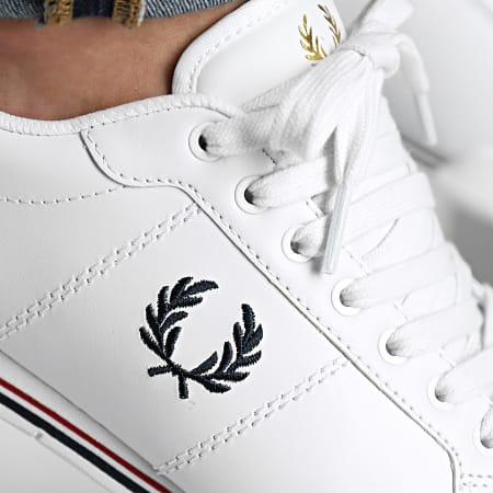 Fred Perry - Baskets B722 Leather B6311 White Navy