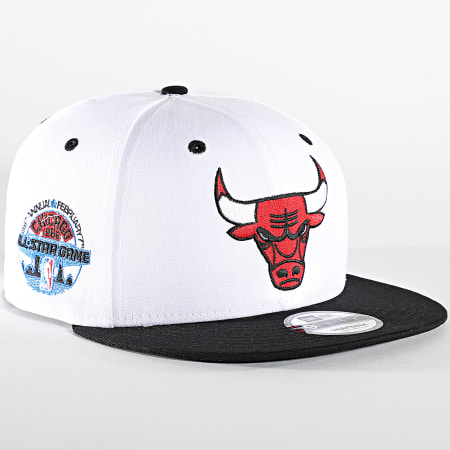 New Era - Snapback Cap 9Fifty White Crown Patch Chicago Bulls Bianco Nero