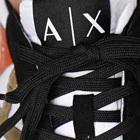 Armani Exchange - XUX017-XCC68 Sneakers nere bianco ottico