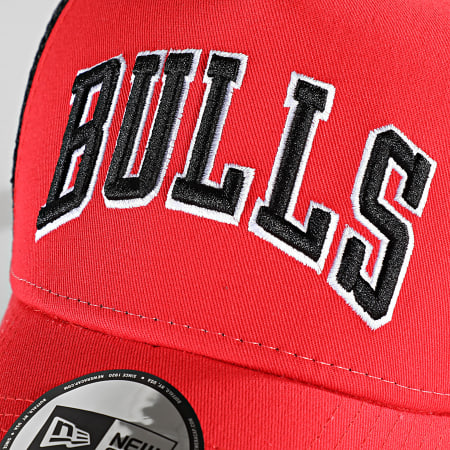 New Era - Chicago Bulls Team Script Trucker Cap Rojo Negro