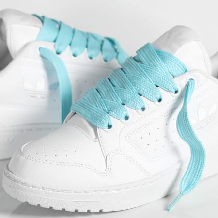 Scarpe adidas con pizzo top
