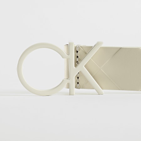 Calvin Klein - Re Lock Cinturón acolchado 1102 Blanco