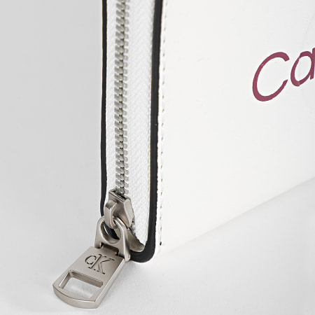 Calvin Klein - Portafoglio Sculpted Zip Around 7634 Donna Bianco