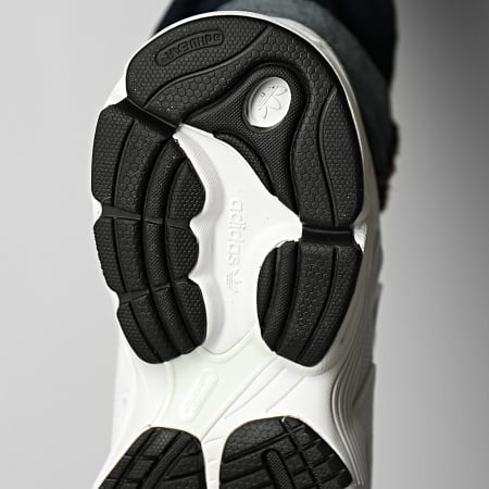 Adidas Originals - Baskets Astir IE9887 Cloud White