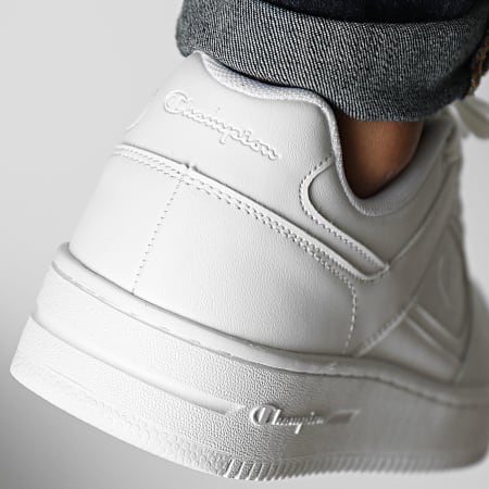 Champion hotsell scarpe bianche