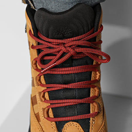Timberland - Euro Trekker Mid A62CR2 Sneakers in nabuk color grano
