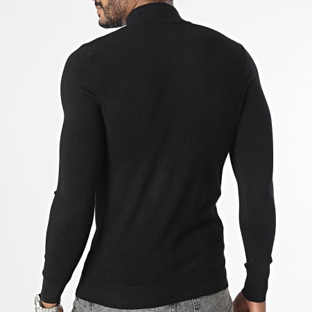 KZR - Zwarte Trechterhals Sweater