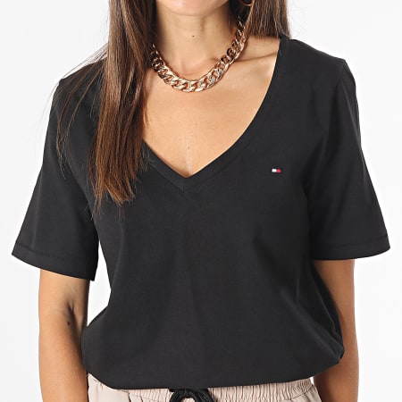 Tommy Jeans - Camiseta de mujer Modern Regular con cuello en V 9781 Negro