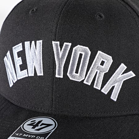 47 Brand New York Yankees Curved Visor Snapback Cap - MVP Series Wool Blend