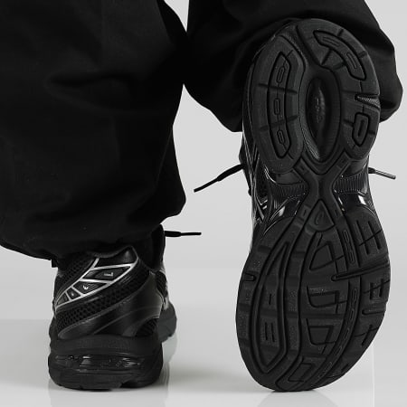 Asics - Baskets Gel 1130 1201A906 Negro Plata Pura