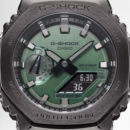 G-Shock - Montre G-Shock GM-2100B-3AER Vert Kaki