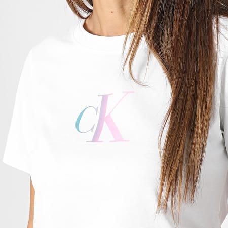 Calvin Klein - Tee Shirt Femme 2343 Blanc