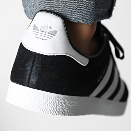 Adidas Originals - Gazelle Zapatillas ID7007 Core Negro Plata Metalizado Calzado Blanco