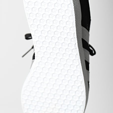 Adidas Originals - Gazelle Zapatillas ID7007 Core Negro Plata Metalizado Calzado Blanco