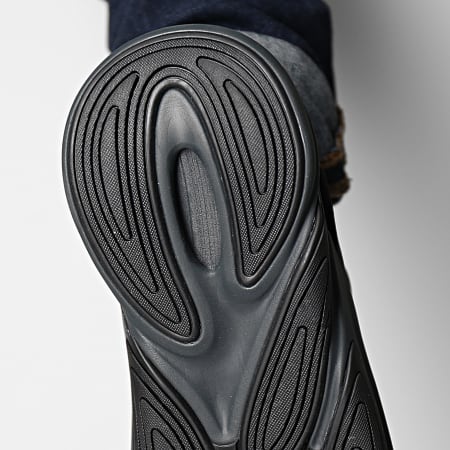 Adidas Originals - Zapatillas Ozelia IE2002 Carbon Core Black Grey Five